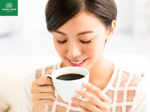 uong ca phe co bi den rang khong uong ca phe co bi den rang khong